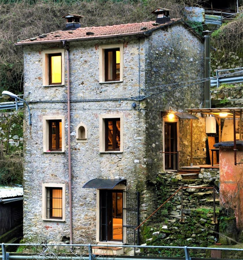Incantevole Casa Sul Fiume, Relax E Natura Ai Piedi Della Alpi Apuane Massa Kültér fotó