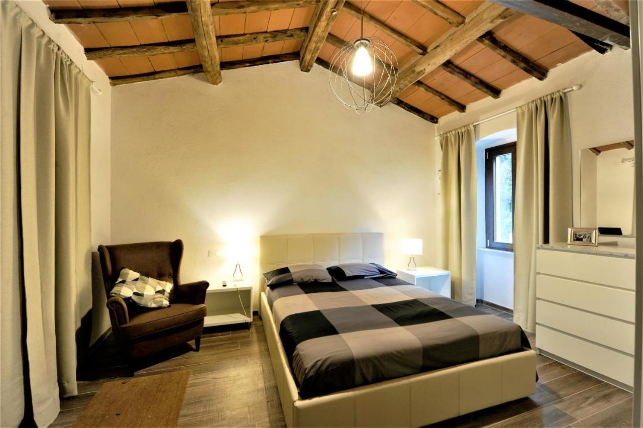 Incantevole Casa Sul Fiume, Relax E Natura Ai Piedi Della Alpi Apuane Massa Kültér fotó